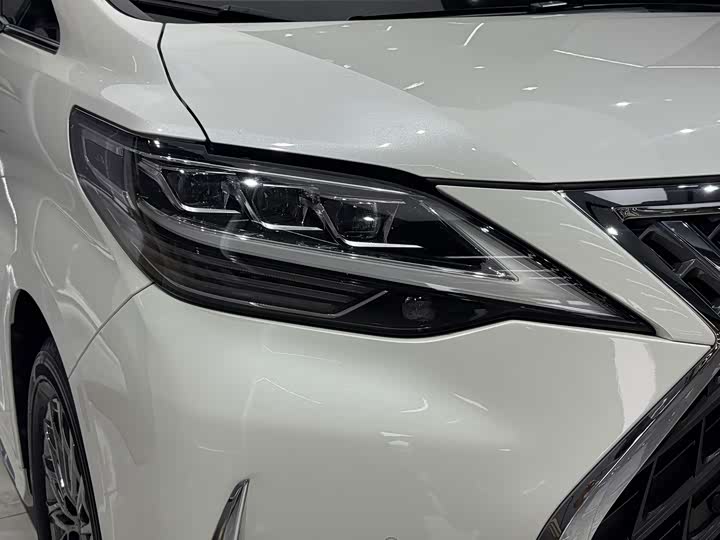 Lexus LM, 2021 — фото 4 из 9
