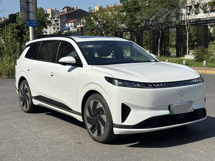 Dongfeng Yipai eπ 008, 2024 — фото 3 из 7