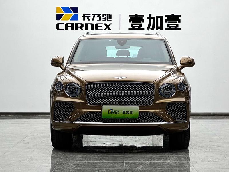 Bentley Bentayga Hybrid, 2022 — фото 2 из 12