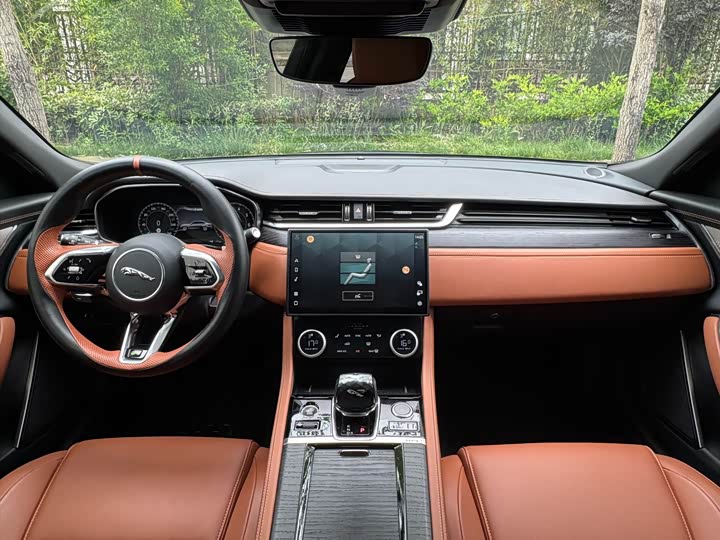 Jaguar XF L, 2023 — фото 4 из 9