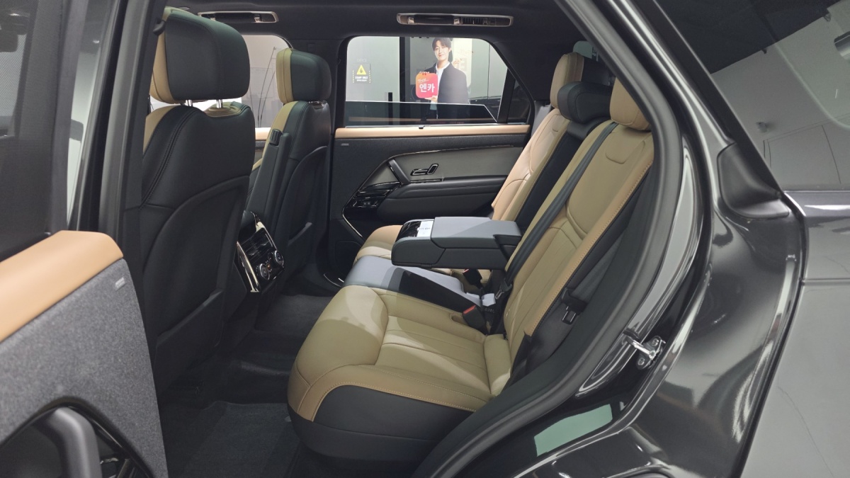 Land Rover Range Rover Sport, 2025 — фото 4 из 12
