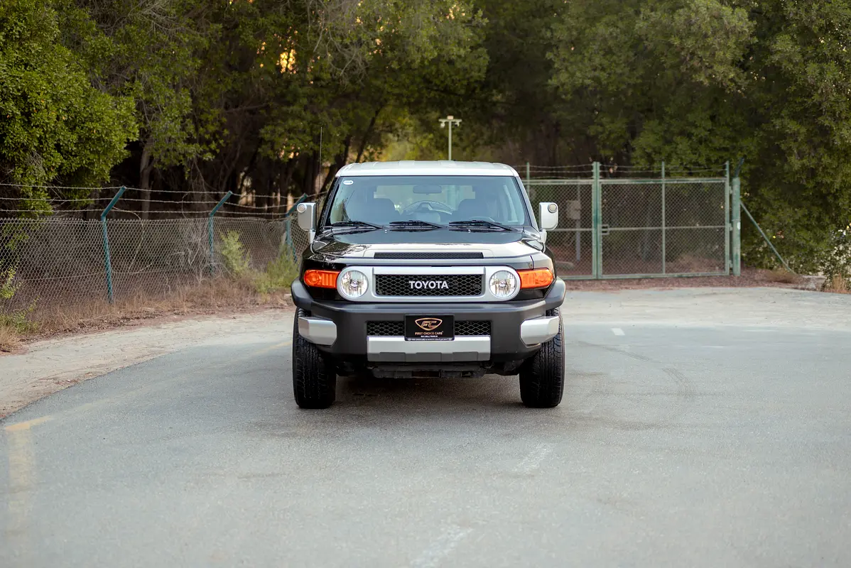 Toyota FJ Cruiser, 2023 — фото 6 из 10