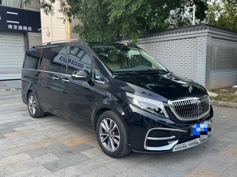 Mercedes-Benz V-Class, 2022 — фото 2 из 9