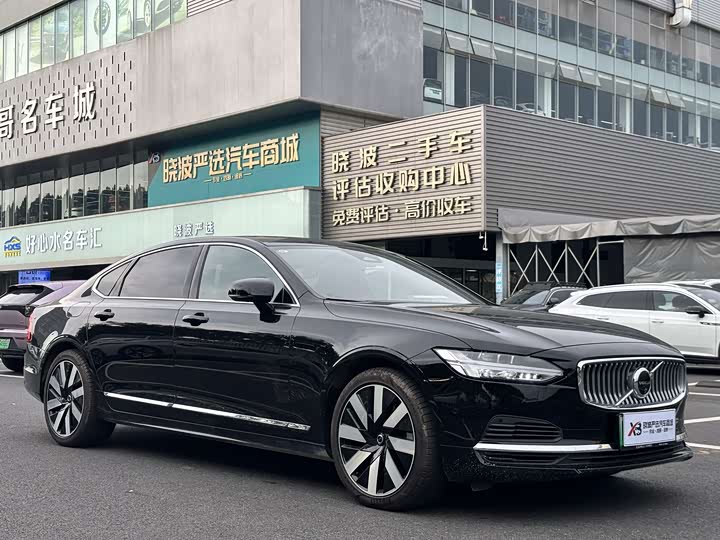 Volvo S90 Hybrid, 2024 — фото 4 из 9