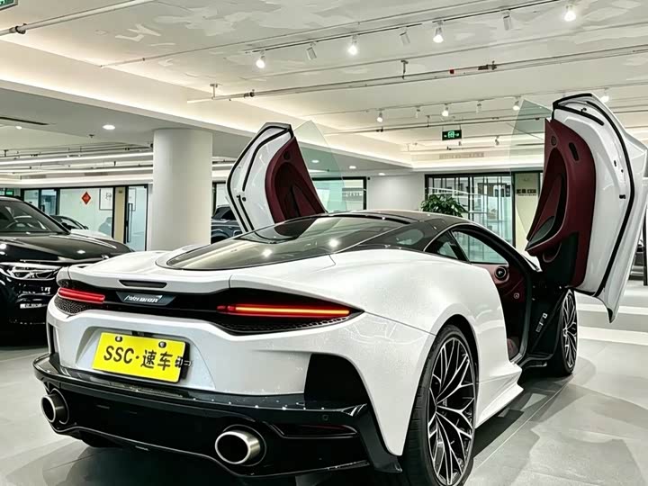McLaren GT, 2022 — фото 4 из 5