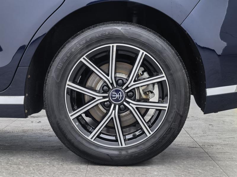 BYD Song Max Hybrid, 2023 — фото 11 из 12