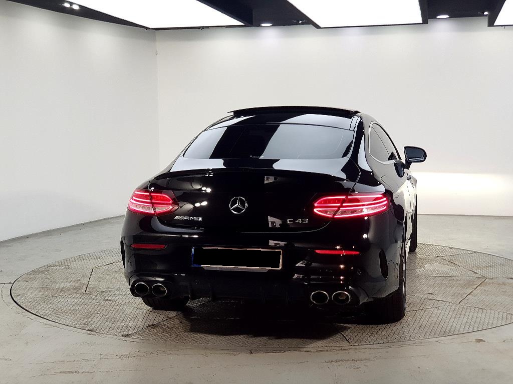 Mercedes-Benz C-Class, 2022 — фото 4 из 12