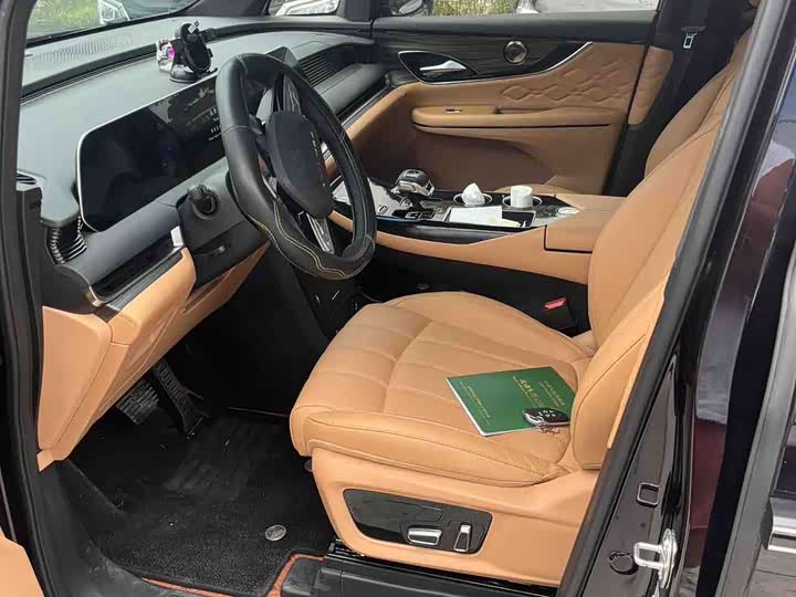Dongfeng Forthing Xinghai V9, 2025 — фото 5 из 5