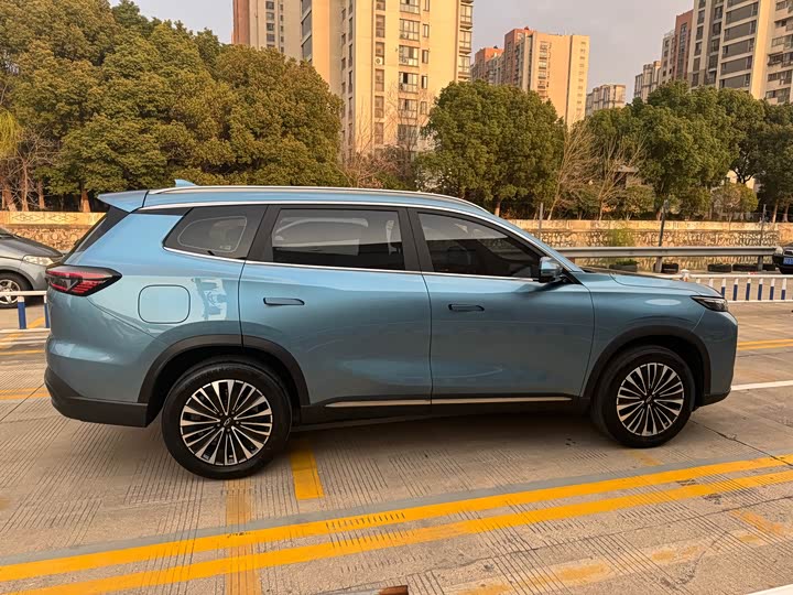 Chery Tiggo 8 Plus C-DM, 2024 — фото 7 из 9