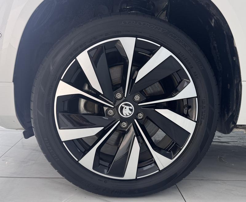 Skoda Karoq, 2022 — фото 7 из 12