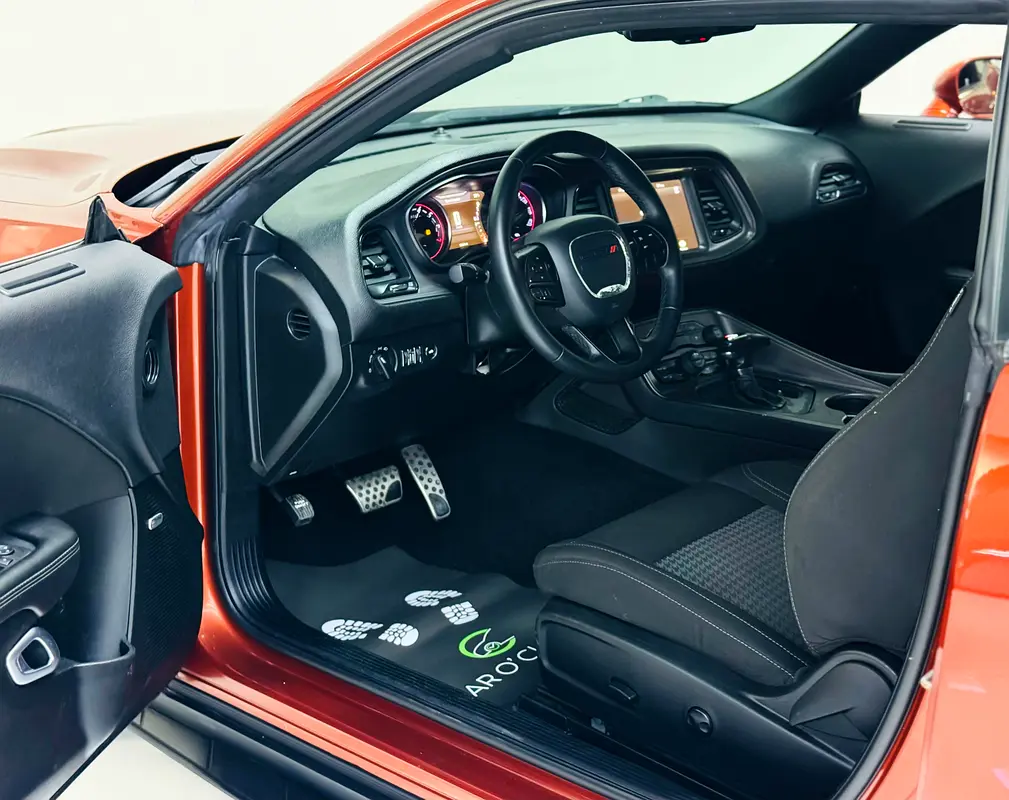 Dodge Challenger, 2023 — фото 10 из 10