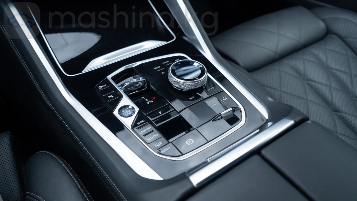 BMW X6, 2023 — фото 7 из 12