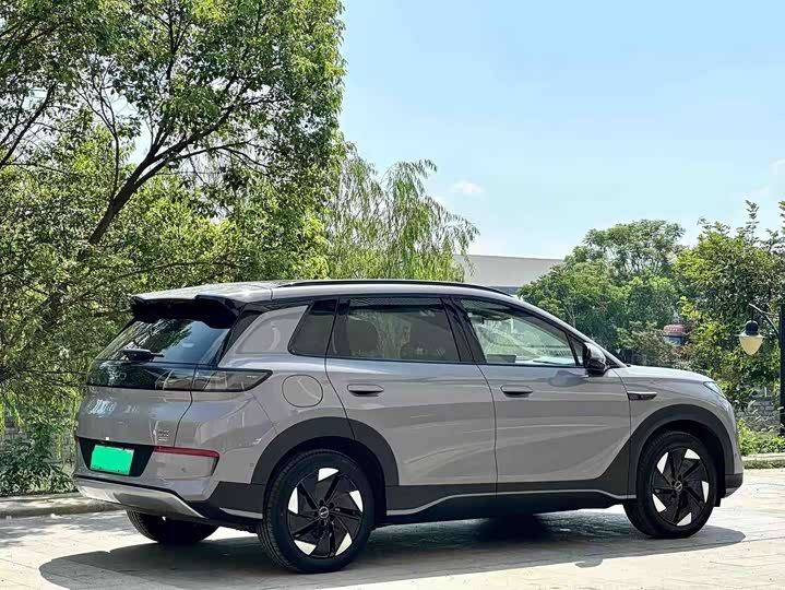 BYD Sea Lion 05 EV, 2025 — фото 4 из 9