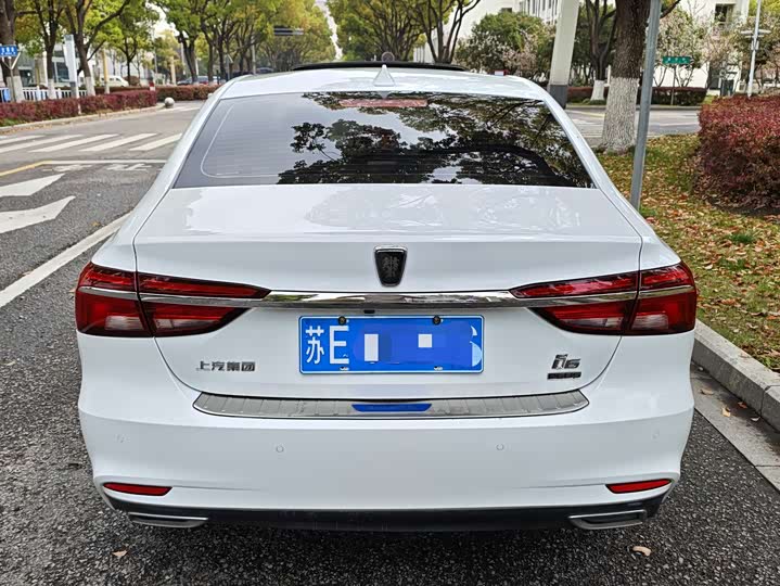 Roewe i6, 2021 — фото 4 из 9