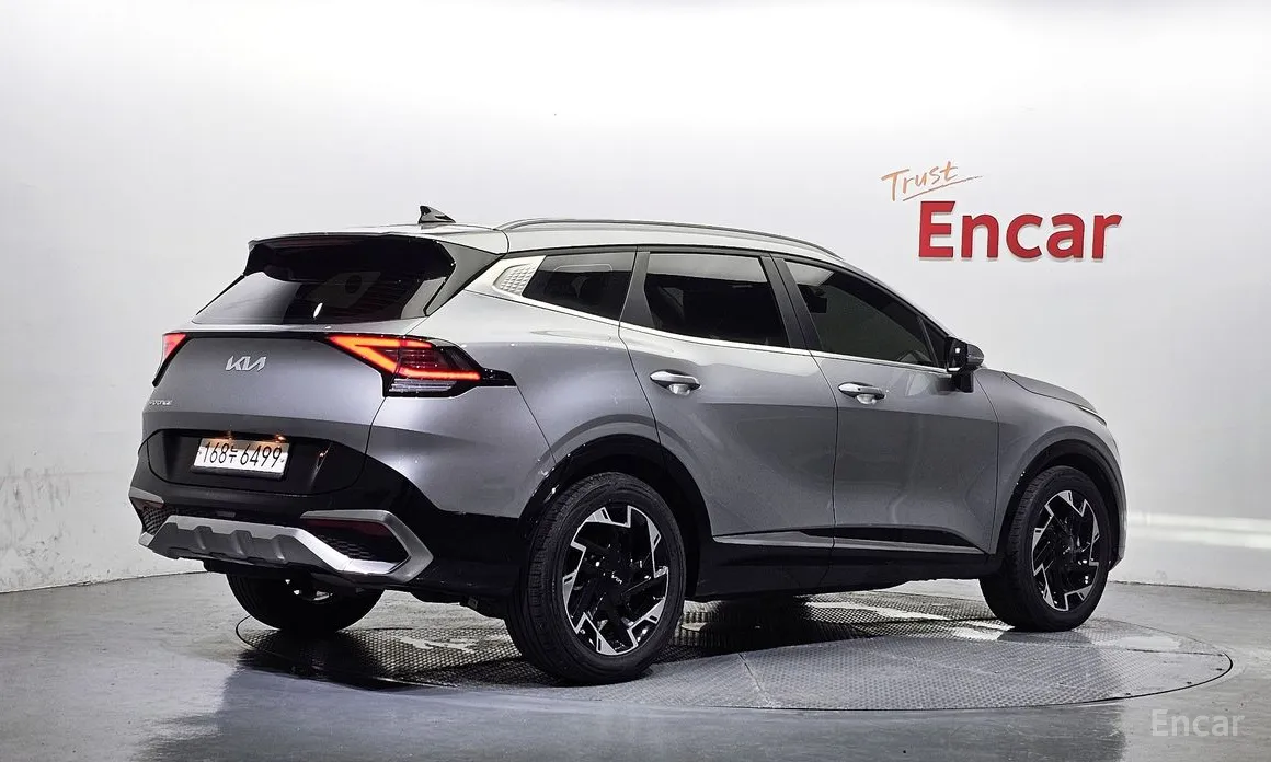 Kia Sportage, 2022 — фото 2 из 12