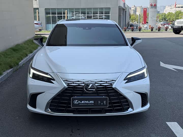 Lexus ES, 2025 — фото 3 из 9