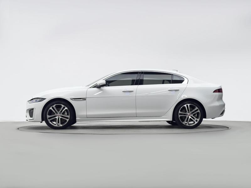 Jaguar XE L, 2022 — фото 4 из 12