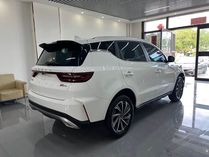 Geely Vision X6, 2021 — фото 4 из 9