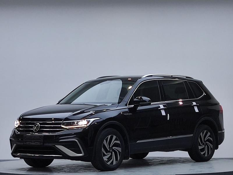 Volkswagen Tiguan L Pro, 2022 — купить в Чебоксарах под ключ