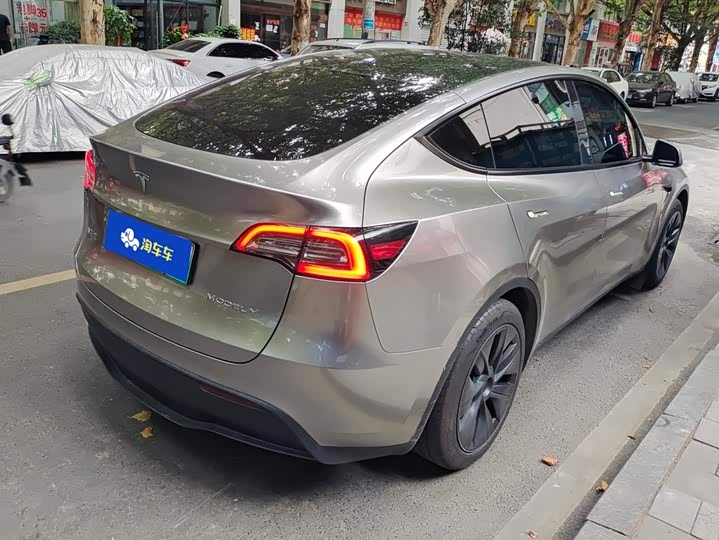 Tesla Model Y, 2024 — фото 3 из 9