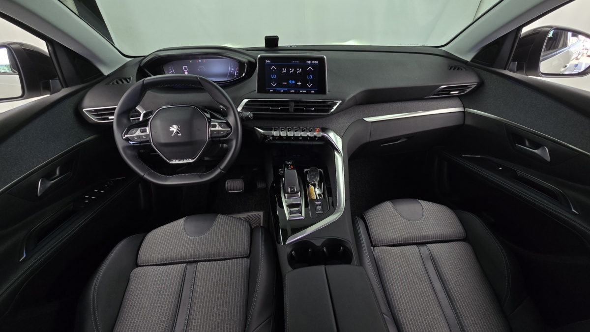 Peugeot 5008, 2022 — фото 7 из 12