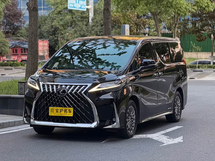 Lexus LM, 2022 — купить в Нижнем Новгороде под ключ