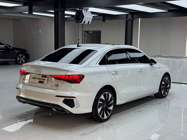 Audi A3, 2023 — фото 6 из 9