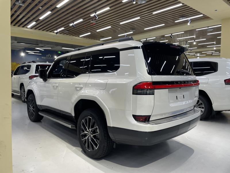Lexus GX, 2024 — фото 4 из 12