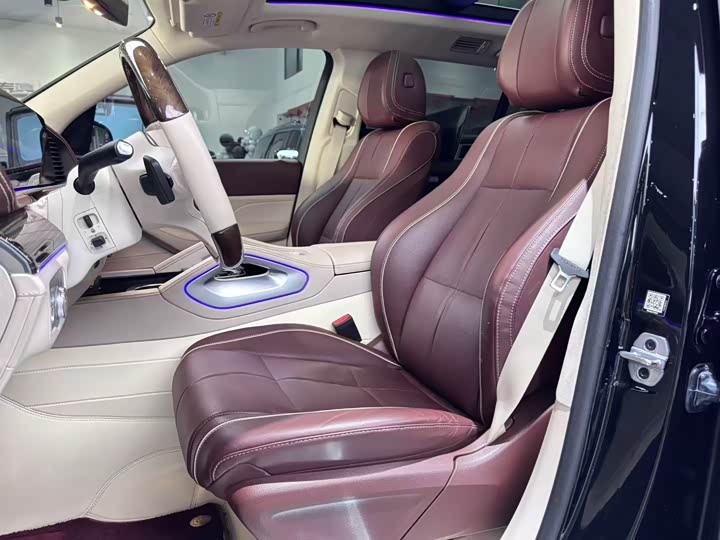 Mercedes-Benz Maybach GLS, 2023 — фото 8 из 9
