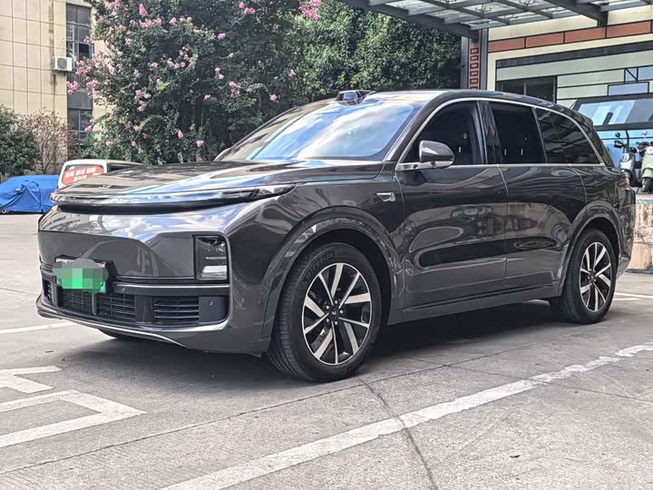 LiXiang L8, 2024 — купить в Владимире под ключ