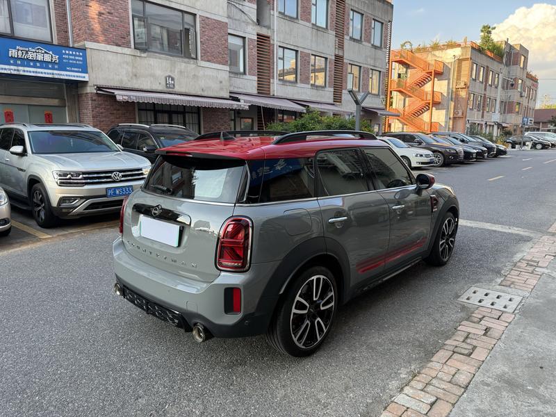 Mini Countryman JCW, 2022 — фото 4 из 10