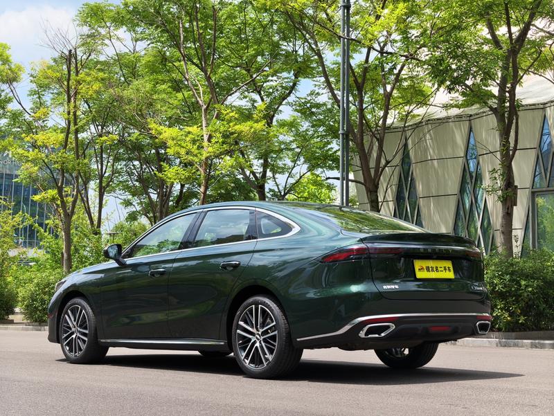 Geely Emgrand, 2025 — фото 3 из 12