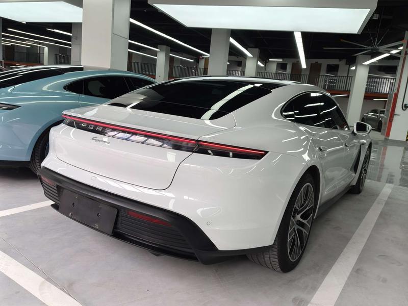 Porsche Taycan, 2022 — фото 6 из 12