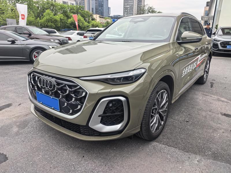 Audi Q5L, 2025 — купить в Саранске под ключ
