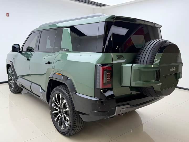 BYD FangChengBao Leopard 8, 2026 — фото 9 из 9