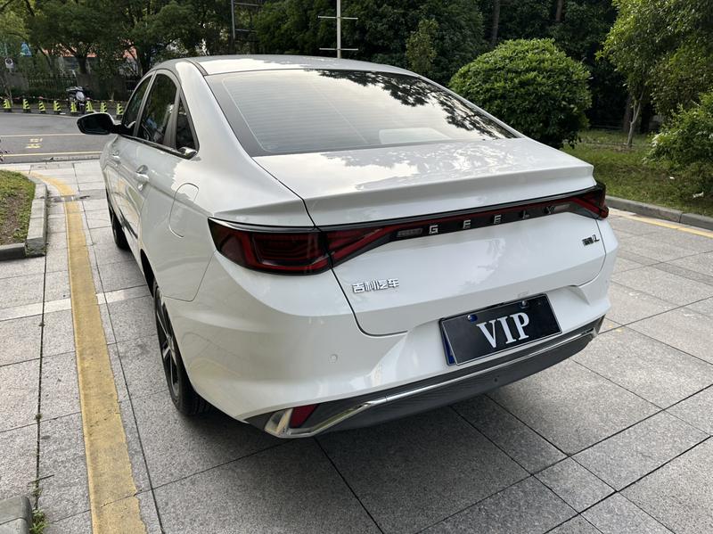 Geely Emgrand L, 2022 — фото 4 из 12