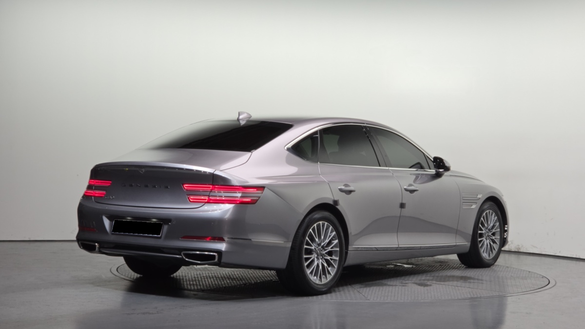 Genesis G80, 2022 — фото 2 из 12