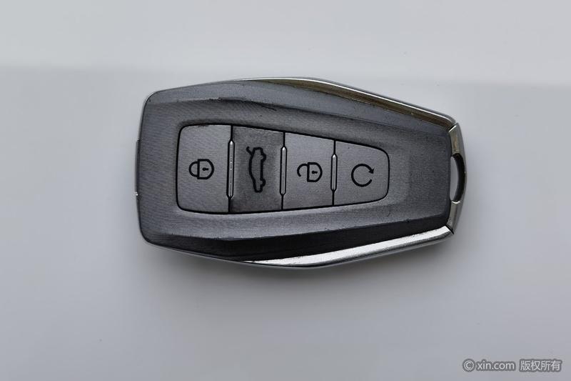 Geely Coolray, 2024 — фото 7 из 12