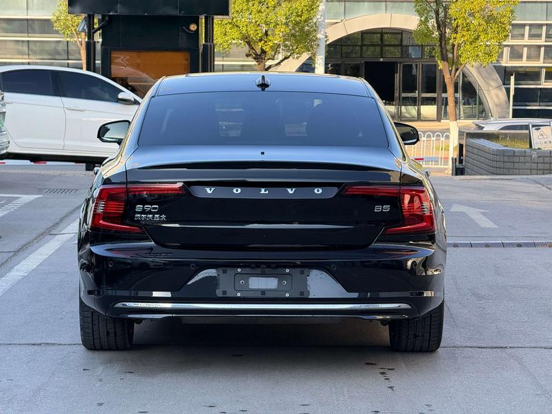 Volvo S90, 2023 — фото 4 из 12