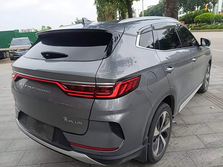 BYD Song Plus Hybrid/EV, 2021 — фото 7 из 9