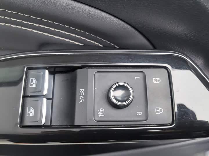 Volkswagen ID.4 Crozz, 2022 — фото 9 из 9