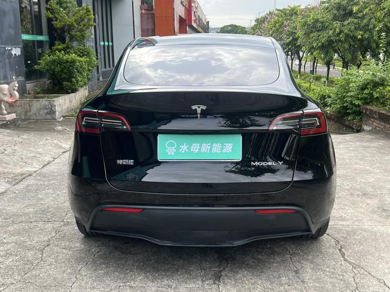 Tesla Model Y, 2022 — фото 6 из 11