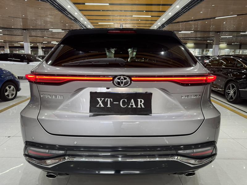 Toyota Venza, 2022 — фото 5 из 12