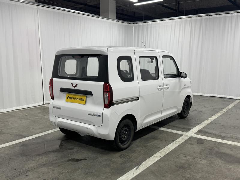 Wuling Sunshine EV, 2025 — фото 7 из 12