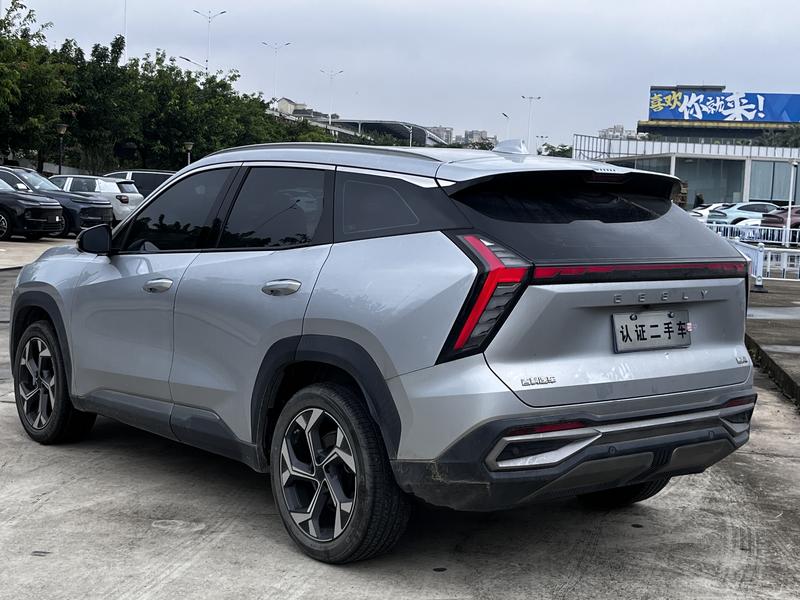 Geely Atlas L, 2024 — фото 5 из 12