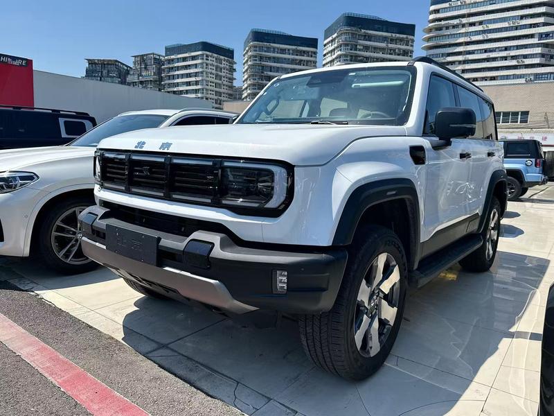 BAIC Beijing BJ40 Hybrid, 2026 — купить в Оренбурге под ключ