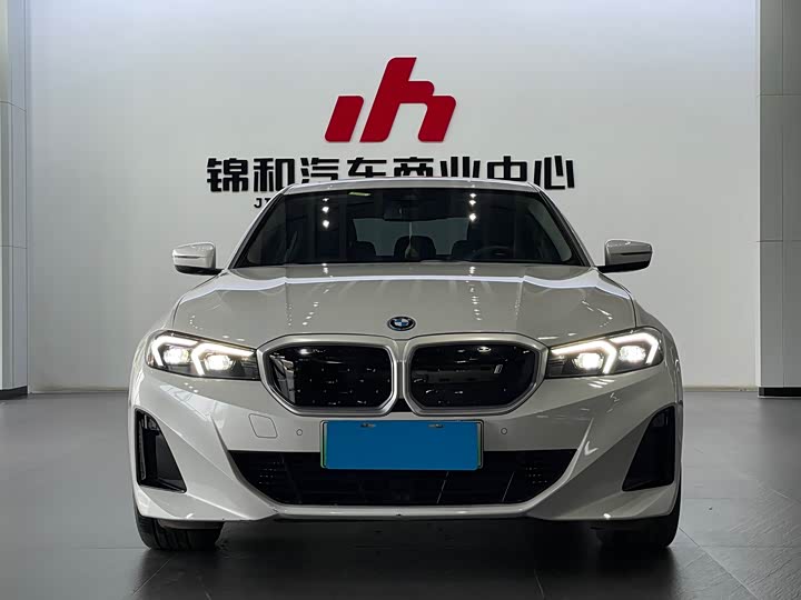 BMW i3, 2025 — фото 2 из 9