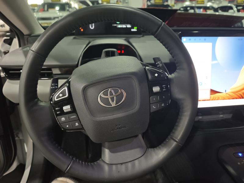 Toyota bZ5, 2025 — фото 11 из 12