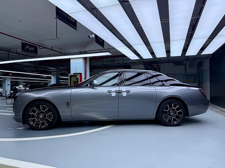 Rolls-Royce Ghost, 2025 — фото 4 из 9