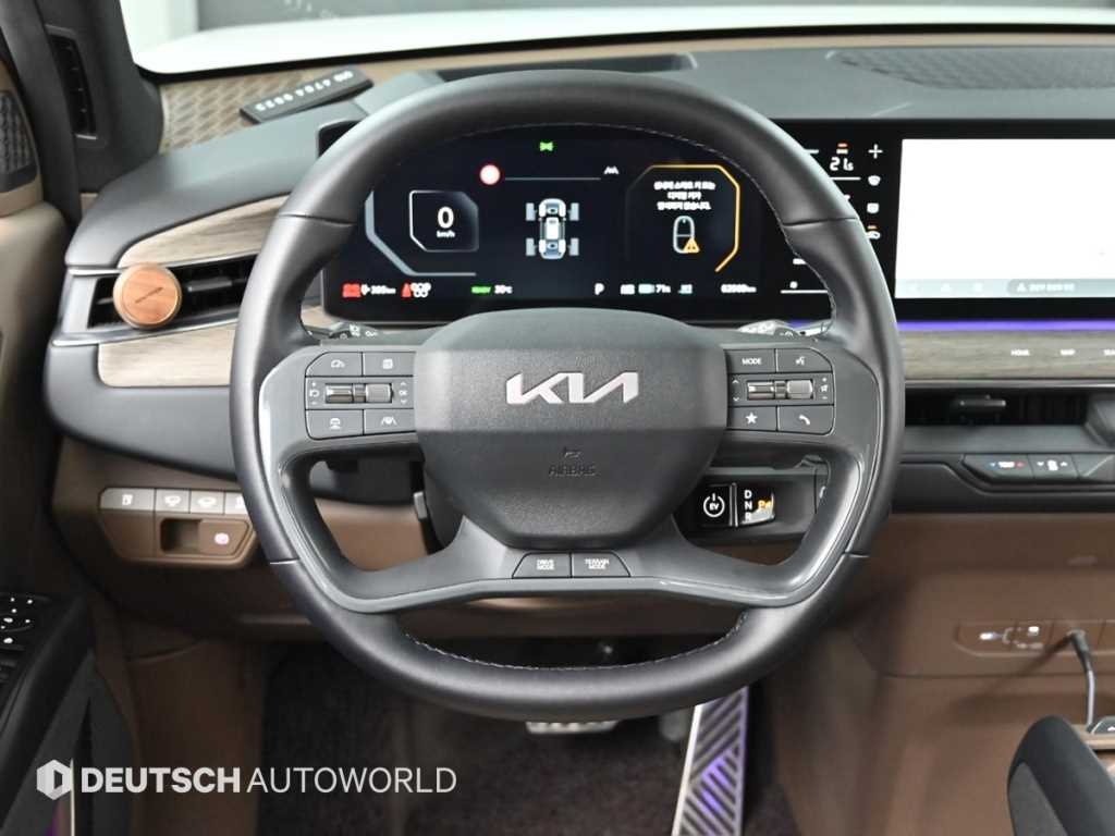 Kia EV9, 2023 — фото 12 из 12